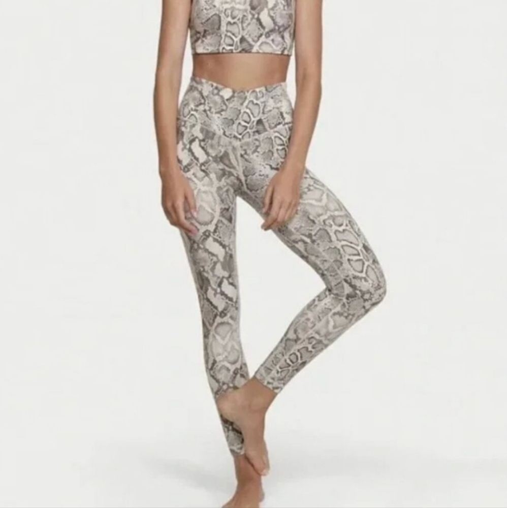 Victoria's Secret Leggings